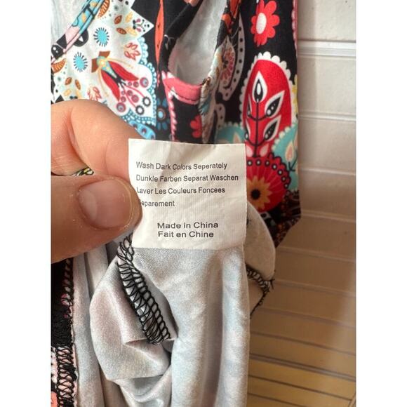 OURS Women's XL Flowy Paisley & Floral Camisole Polyester Spandex - Picture 4 of 8